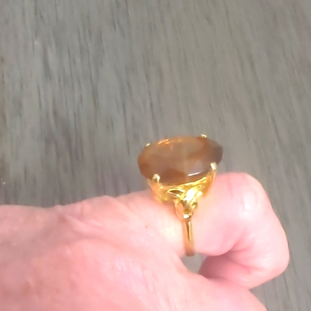 Sarah Coventry 1967 “Golden Amber” Cocktail Ring – Signed Vintage Collectible - Picture 16 of 16